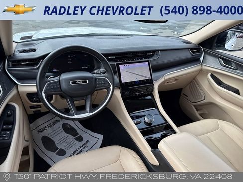 Used 2021 Jeep Grand Cherokee L Limited image 13