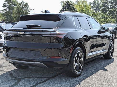 Certified 2024 Chevrolet Equinox EV LT FWD image 6