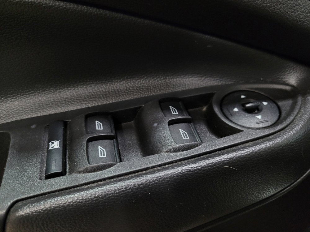 Used 2017 Ford Escape SE w/ SE Sport Appearance Package FWD image 27