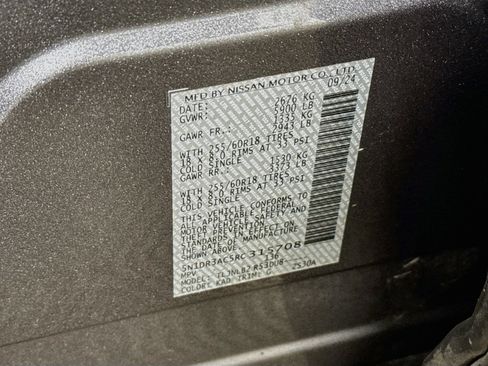 Used 2024 Nissan Pathfinder S AWD/4WD image 29