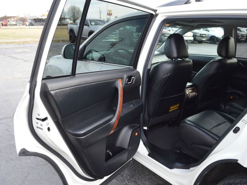 Used 2013 Toyota Highlander Limited image 14