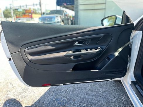 Used 2010 Volkswagen Eos Komfort image 11
