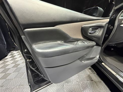 Certified 2023 Nissan Murano SV w/ SV Midnight Edition Package image 13