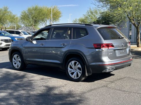 Used 2023 Volkswagen Atlas SE w/ Panoramic Sunroof Package AWD/4WD image 3