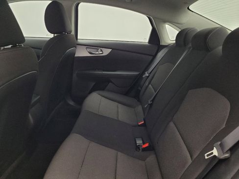 Used 2024 Kia Forte LXS FWD image 18