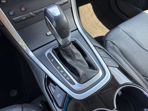 Used 2015 Ford Edge Titanium w/ Equipment Group 302A image 30