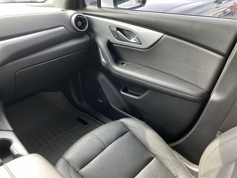 Used 2022 Chevrolet Blazer LT w/ Sound & Technology Package image 17