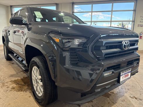 New 2025 Toyota Tacoma SR5 image 4