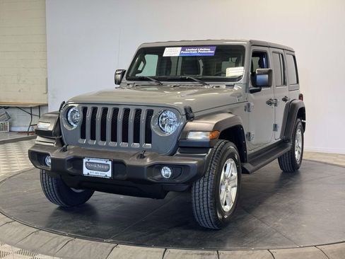 Used 2022 Jeep Wrangler Unlimited Sport AWD/4WD image 5