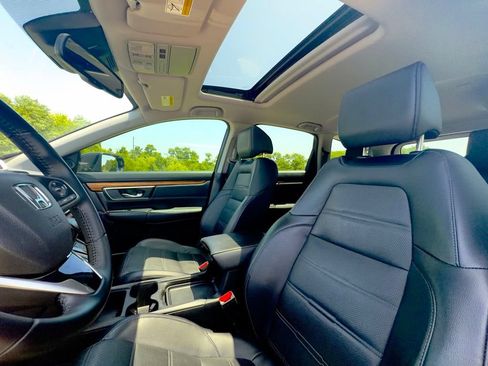 Used 2017 Honda CR-V Touring image 19