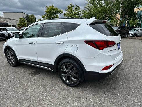 Used 2017 Hyundai Santa Fe Sport AWD/4WD image 4