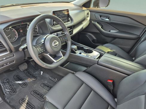 Certified 2023 Nissan Rogue SV w/ SV Premium B Package FWD image 20