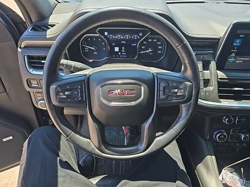 Used 2021 GMC Yukon AT4 w/ Rear Media and Nav Package AWD/4WD image 27