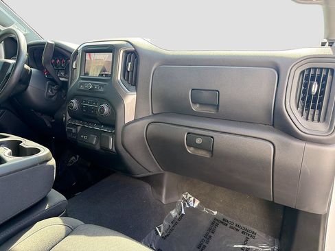 Used 2024 Chevrolet Silverado 1500 Custom Trail Boss w/ LPO, Dark Essentials Package AWD/4WD image 28