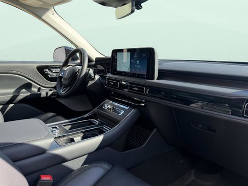 New 2026 Lincoln Aviator Reserve AWD/4WD image 30