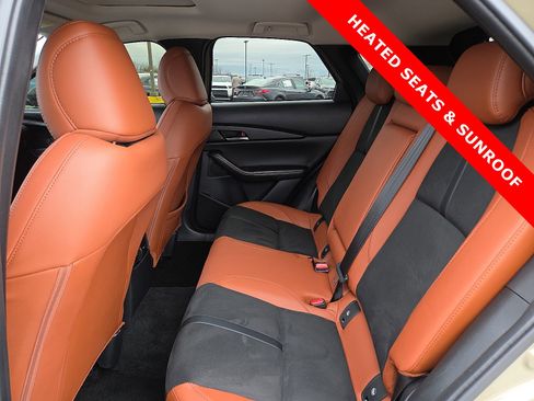 Used 2024 MAZDA CX-30 Carbon image 10