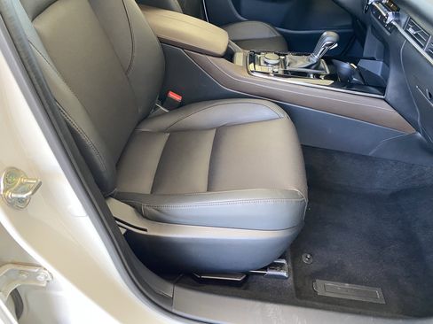 Used 2025 MAZDA CX-30 AWD 2.5 S w/ Premium Package image 35