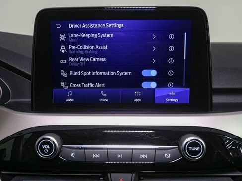 Used 2022 Ford Escape SE w/ SE Sport Appearance Package image 24