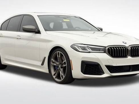 Used 2022 BMW M550i xDrive w/ Executive Package image 1
