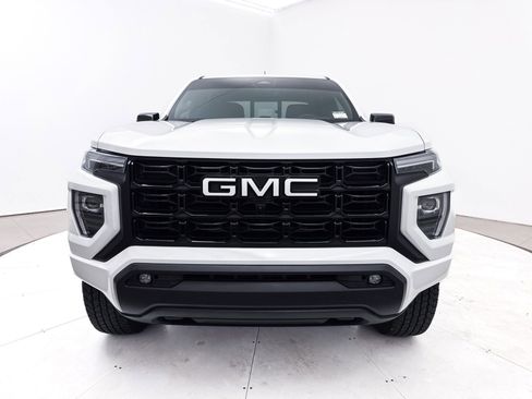 Used 2024 GMC Canyon Elevation w/ Elevation Premium Package image 12