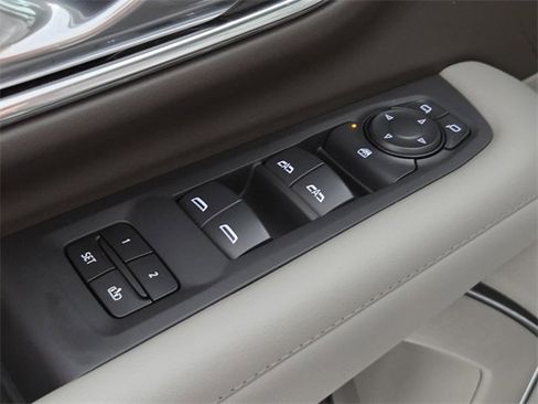 Used 2024 Chevrolet Tahoe LT image 20