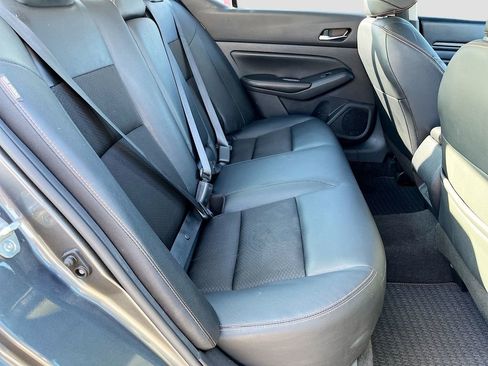Used 2022 Nissan Altima 2.5 SR w/ Midnight Edition Package FWD image 27
