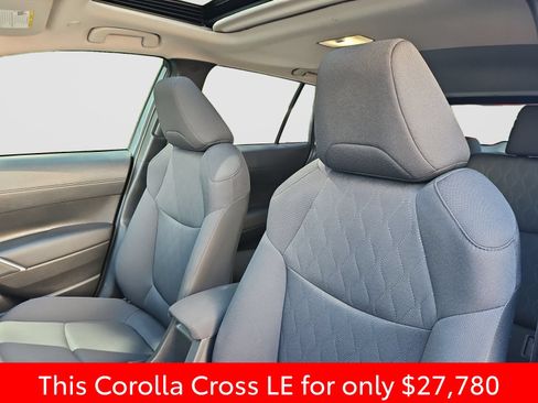 Used 2024 Toyota Corolla Cross LE w/ Moonroof Package AWD/4WD image 23