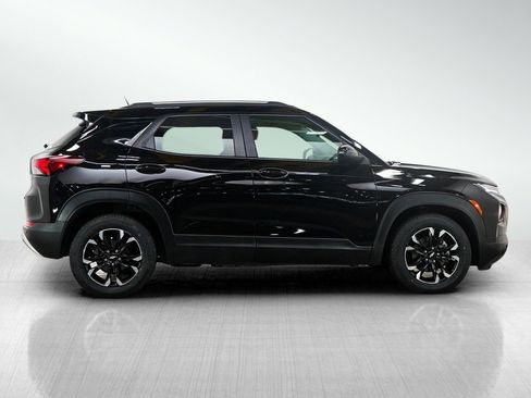 Used 2021 Chevrolet TrailBlazer LT w/ Convenience Package FWD image 6