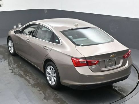 Used 2025 Chevrolet Malibu LT FWD image 40