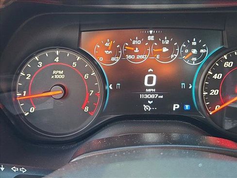 Used 2017 Chevrolet Camaro LT RWD image 9
