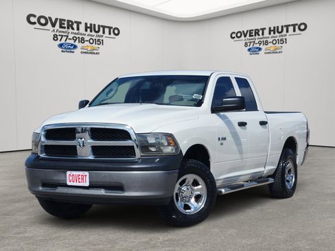 Used 2009 Dodge Ram 1500 Truck ST w/ ST Popular Equipment Group AWD/4WD image 1