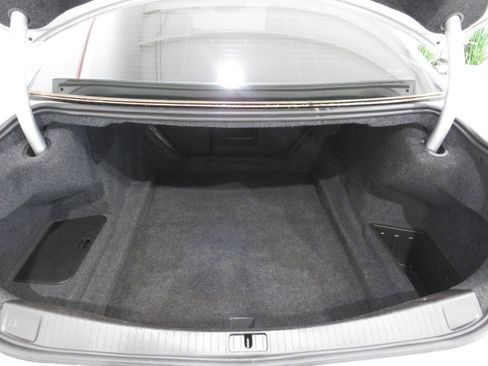 Used 2019 Cadillac CTS Luxury RWD image 13