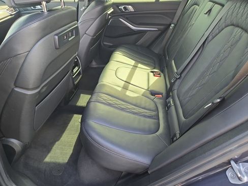 Used 2021 BMW X5 sDrive40i w/ M Sport Package RWD image 19