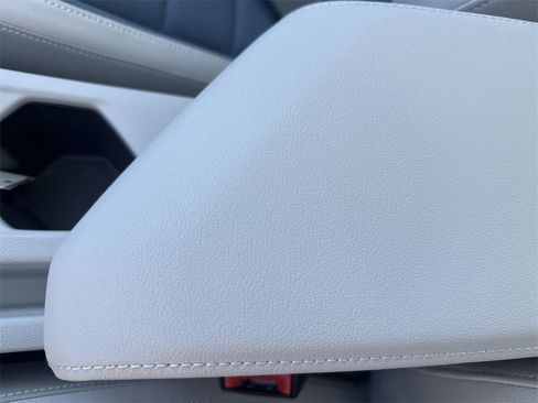 New 2025 Volkswagen Jetta SE image 37