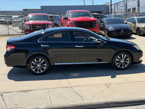 Used 2011 Lexus ES 350 FWD image 4