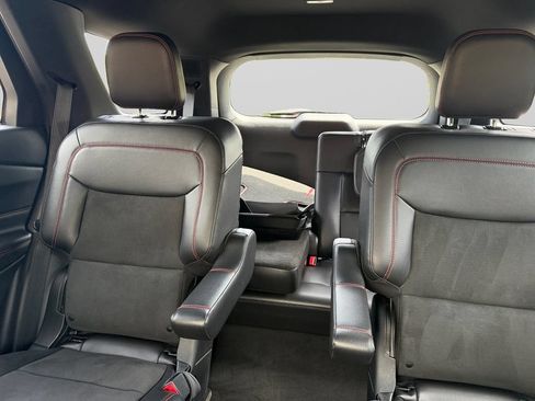 Used 2022 Ford Explorer ST-Line AWD/4WD image 16