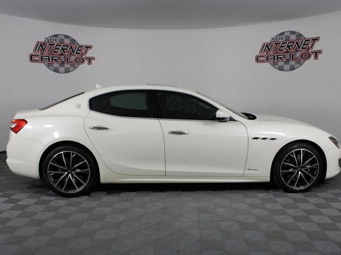 Used 2019 Maserati Ghibli S GranLusso image 8