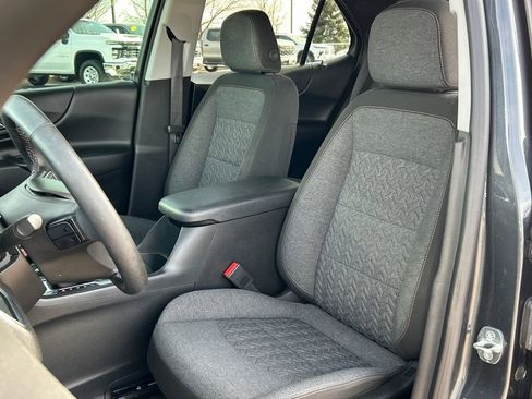 Used 2023 Chevrolet Equinox LT image 17