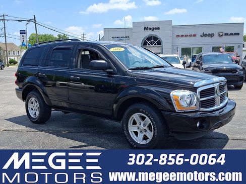 Used 2005 Dodge Durango SLT w/ Trailer Tow Group AWD/4WD image 1