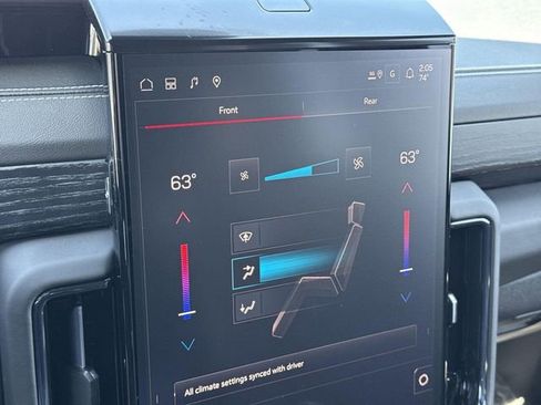 New 2026 GMC Yukon XL AT4 Ultimate AWD/4WD image 12