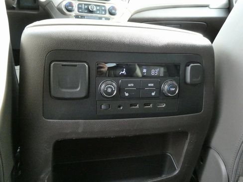 Used 2019 GMC Yukon Denali w/ Open Road Package image 21