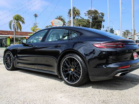 Used 2018 Porsche Panamera 4 AWD/4WD image 3