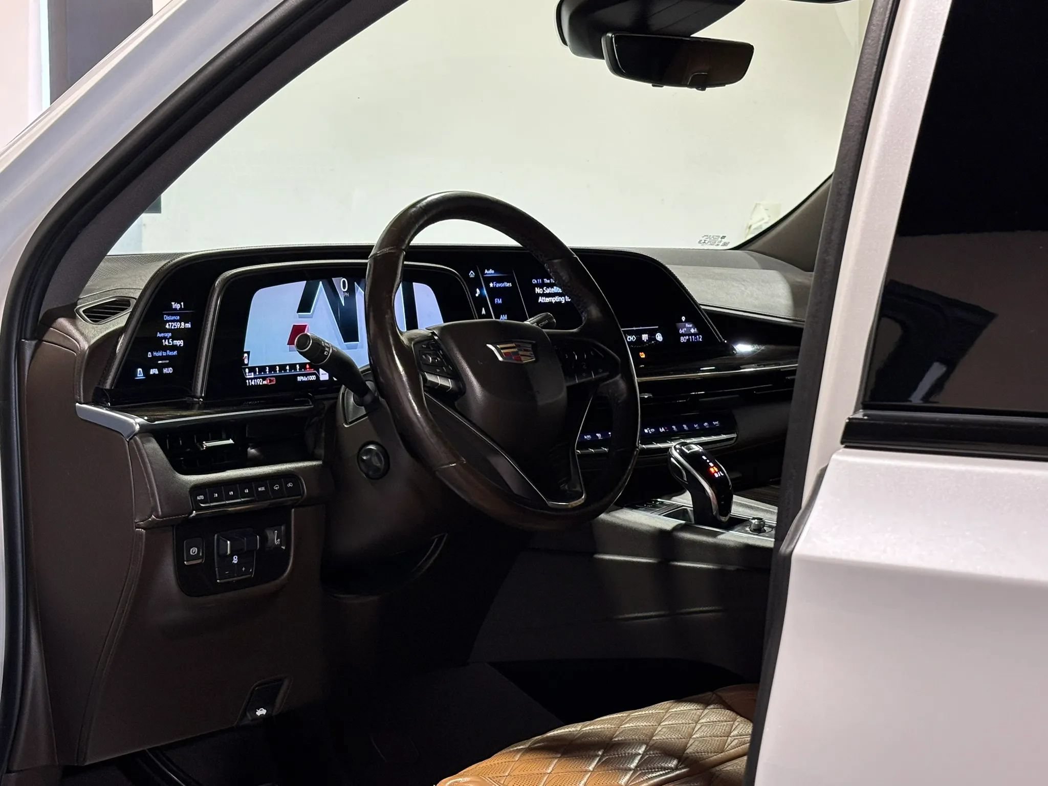 Used 2021 Cadillac Escalade ESV Sport w/ Driver Assist Tech Package AWD/4WD image 13