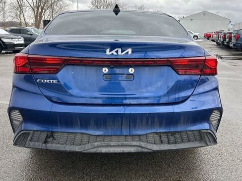 Used 2024 Kia Forte LXS w/ LXS Technology Package image 5