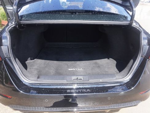 Used 2024 Nissan Sentra SV image 23