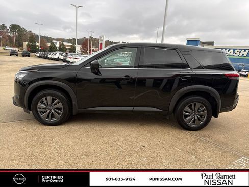 Certified 2023 Nissan Pathfinder S image 20