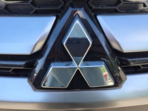 Used 2025 Mitsubishi Outlander Sport SE AWD/4WD image 38