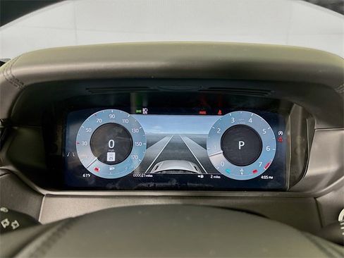 New 2026 Land Rover Range Rover Velar Dynamic SE image 13