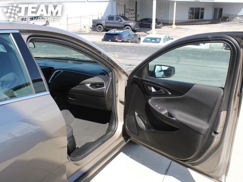 Used 2024 Chevrolet Malibu LT FWD image 26