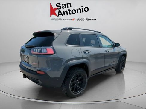 Used 2023 Jeep Cherokee Trailhawk w/ Trailer Tow Group AWD/4WD image 15
